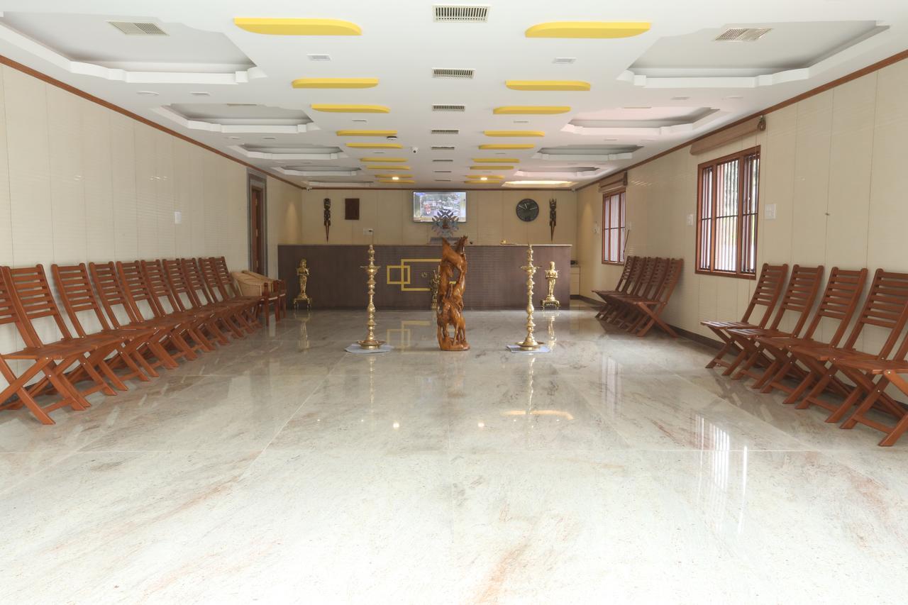 Mayapuri Amira Kumbakonam Luaran gambar