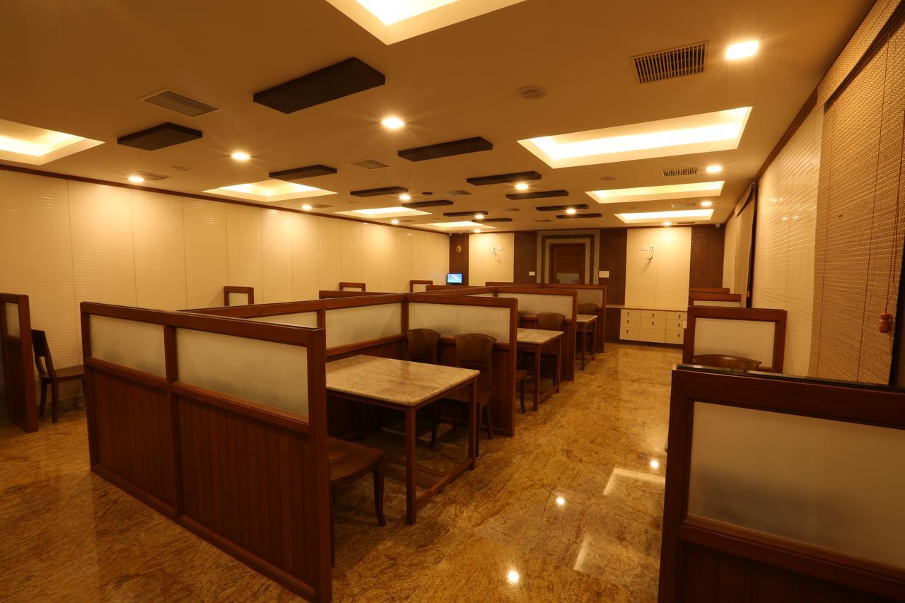 Mayapuri Amira Kumbakonam Luaran gambar