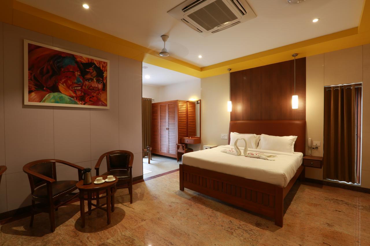 Mayapuri Amira Kumbakonam Luaran gambar